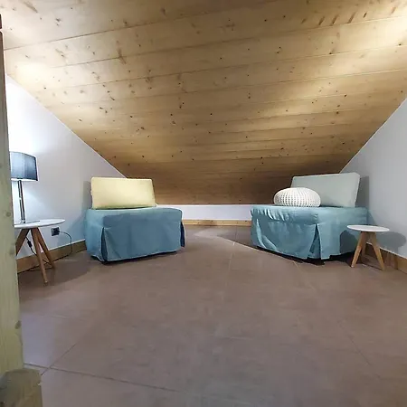 Duplex 4 Pièces Avec Balcon Et Parking à - Fr-1-356-557